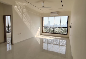 2 BHK Apartment For Rent in Lower Parel West