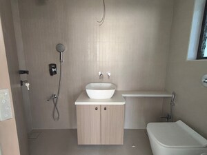 Attached Bathroom in 2 BHK Apartment at Lower Parel West – for Rent