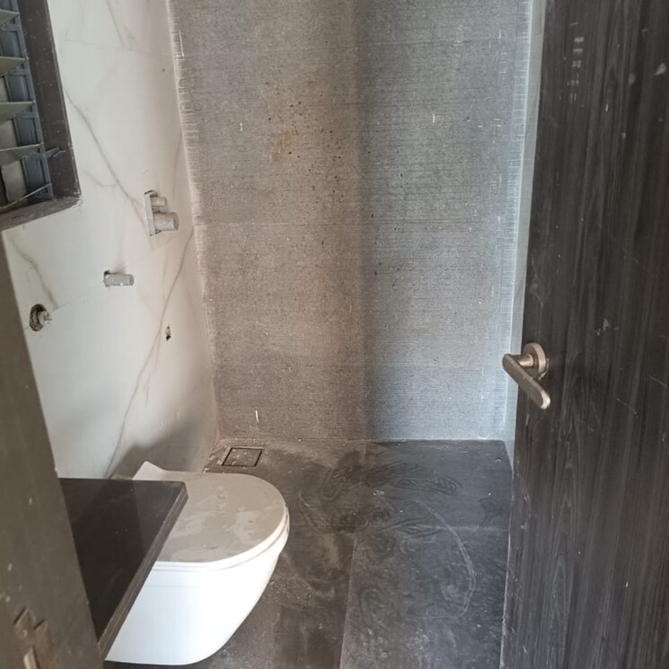 Bathroom, parth-chs-goregaon 2 Bedroom 650 Sq.Ft. Apartment In Goregaon West Mumbai 9340006