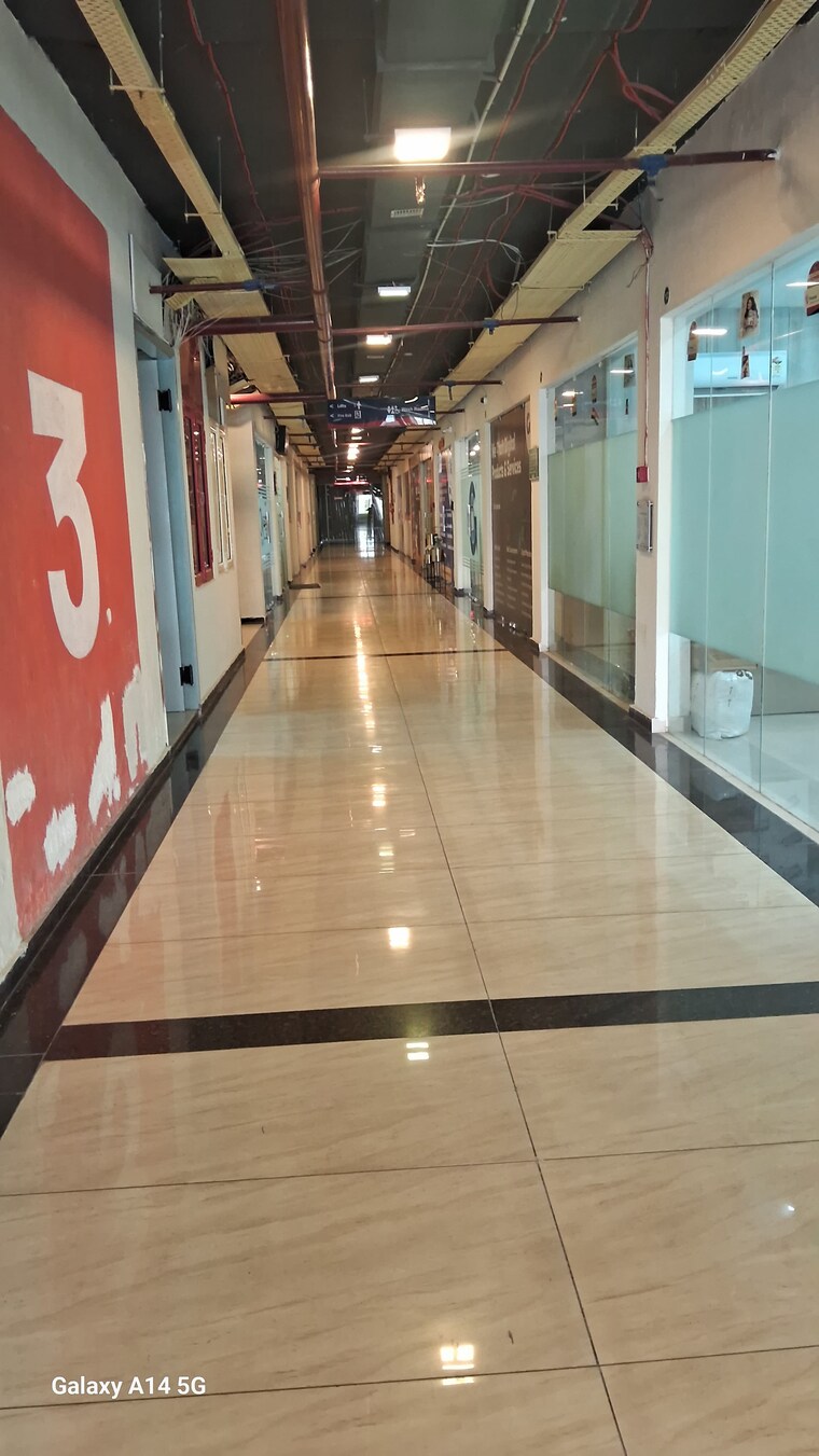 Other, motia-citi-royal-business-park Commercial Office Space 1376 Sq.Ft. In Ambala Highway Zirakpur 9340076