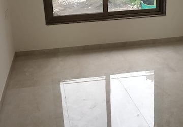 Room in 1 BHK Apartment at Abrol House, Malad West – for Rent