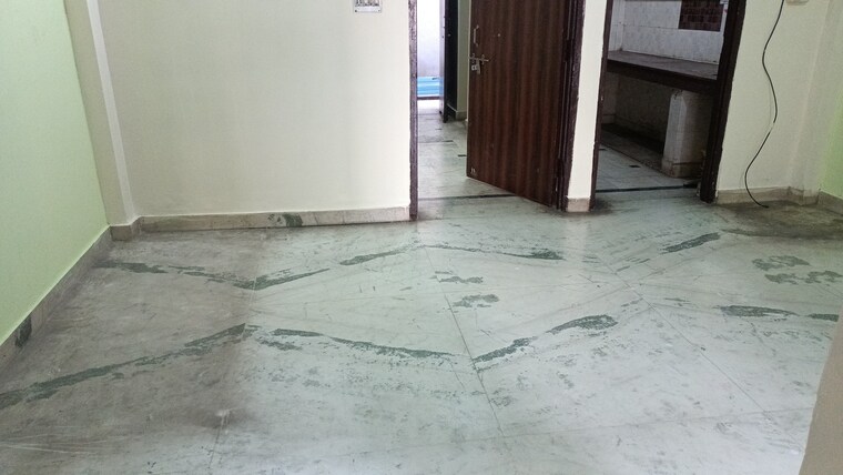 Room, vaishali sector 2 2 Bedroom 950 Sq.Ft. Builder Floor In Vaishali Sector 2 Ghaziabad 9340070