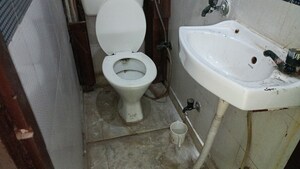 Bathroom in 2 BHK Builder Floor at Vaishali Sector 2 – for Rent