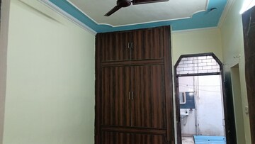 Room in 2 BHK Builder Floor at Vaishali Sector 2 – for Rent
