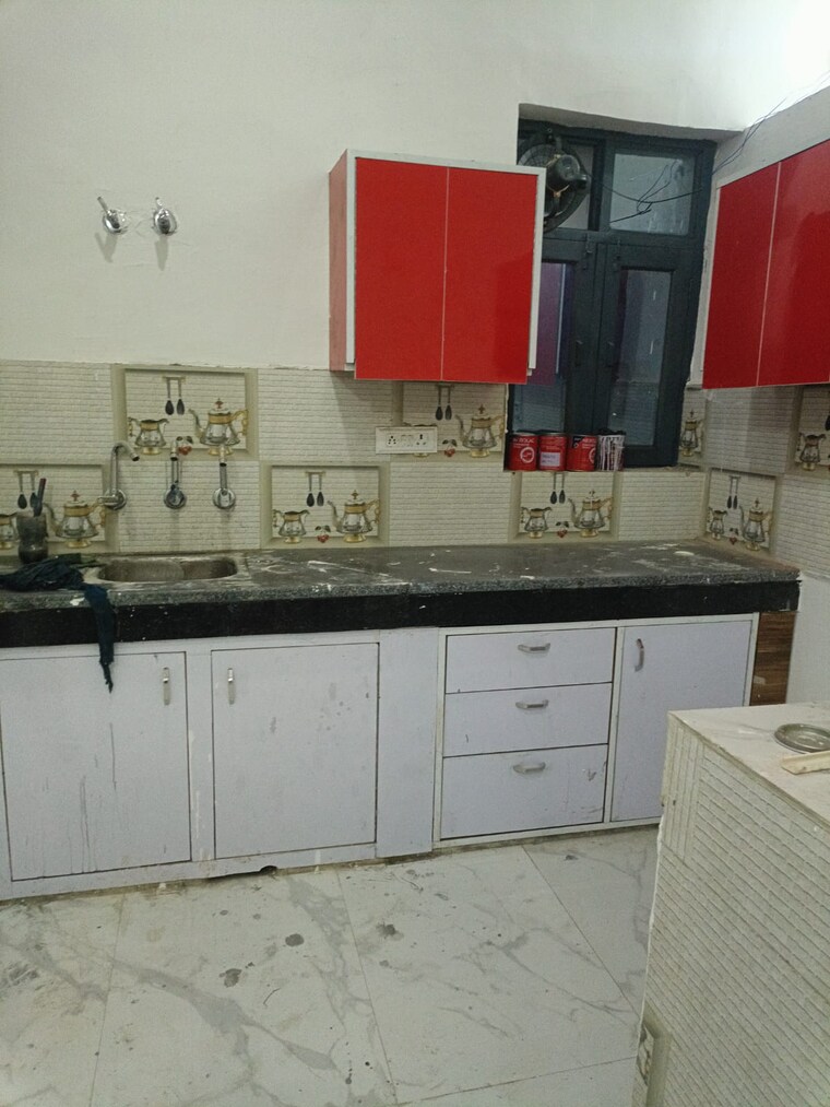 Kitchen, amarpali-exotica 3.5 Bedroom 2025 Sq.Ft. Apartment In Sector 50 Noida 9340080