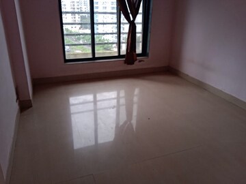 Room in 2 BHK Apartment at Kavya Hill View CHS, Anand Nagar – for Rent