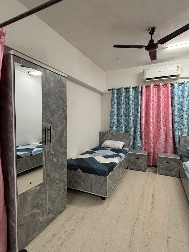 Living Room, millionaire-heritage Pg For Girls In Andheri West 9340173