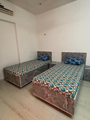  Pg For Rent in Millionaire Heritage, Andheri West