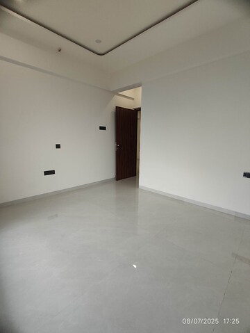 Room in 1 BHK Apartment at Bachraj Lifespace, Virar West – for Rent