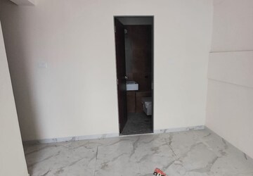 Room in 2 BHK Apartment at Dotom Isle, Malad West – for Rent