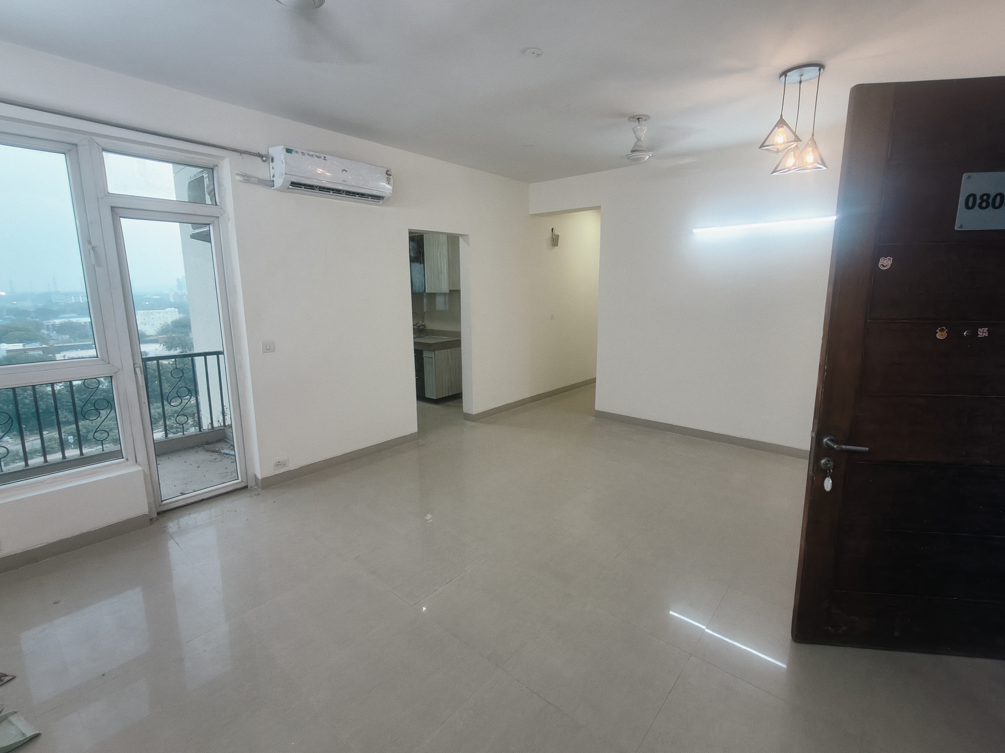 3 BHK Apartment For Rent in Emaar Emerald Estate, Sector 65