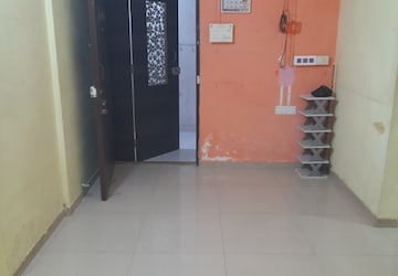 Room in 1 BHK Apartment at Kurla West – for Rent