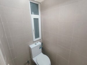Bathroom in 3 BHK Apartment at Emaar Emerald Estate, Sector 65 – for Rent