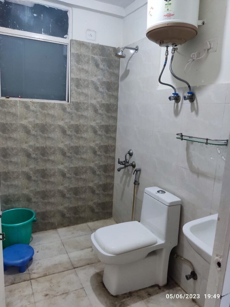 Bathroom, rof-aalayas 2 Bedroom 574 Sq.Ft. Apartment In Sector 102 Gurgaon 9340664