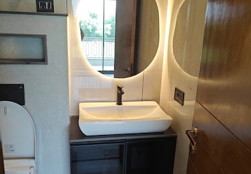 Master Bedroom in 3 BHK Apartment at Anant Raj Ashok Estate, Sector 63a – for Rent