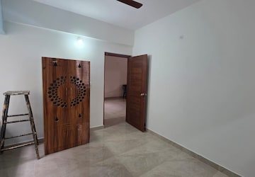 Room in 3 BHK Apartment at Kaggadasapura – for Rent