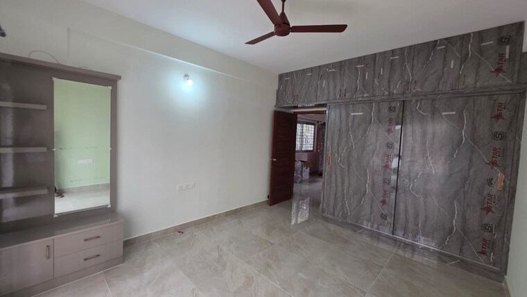 Room, kaggadasapura 3 Bedroom 1400 Sq.Ft. Apartment In Kaggadasapura Bangalore 9340549