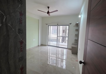 Room in 3 BHK Apartment at Kaggadasapura – for Rent
