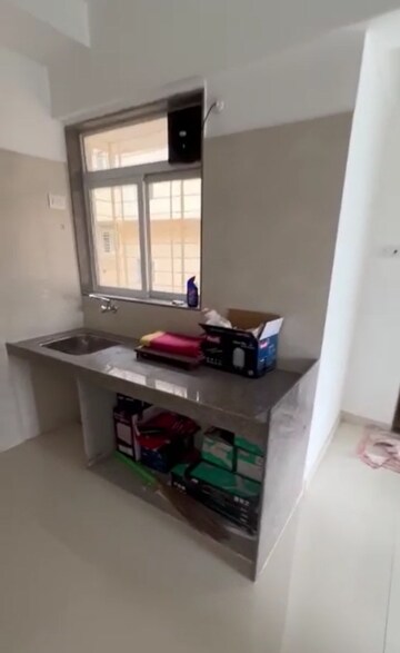 Furnished Amenities in 2 BHK Apartment at Vaibhav Queens Park, Chembur – for Rent