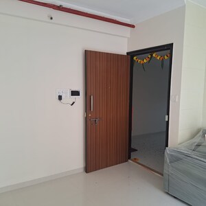 Room in 1 BHK Apartment at Raunak Bliss, Ghodbunder Road – for Rent