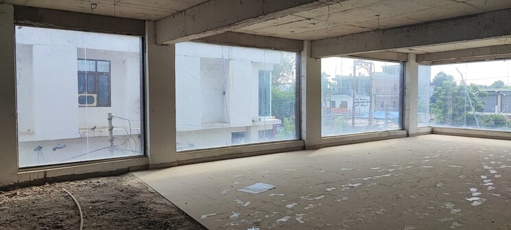 Room, chinhat Commercial Office Space 2000 Sq.Ft. In Chinhat Lucknow 9340713