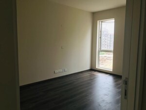 Room in 3 BHK Apartment at Ireo The Corridors, Sector 67a – for Rent