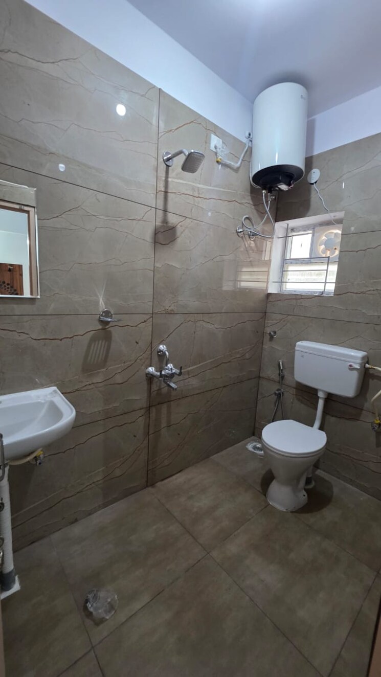 Bathroom, kaggadasapura 3 Bedroom 1400 Sq.Ft. Apartment In Kaggadasapura Bangalore 9340710