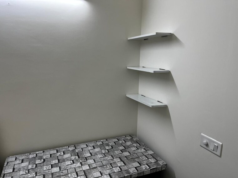 Room, m3m-marina 2.5 Bedroom 1600 Sq.Ft. Builder Floor In Sector 68 Gurgaon 9340730