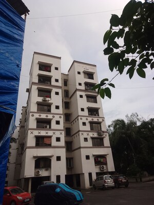 1 RK Apartment For Rent in Harjas CHS, Ic Colony
