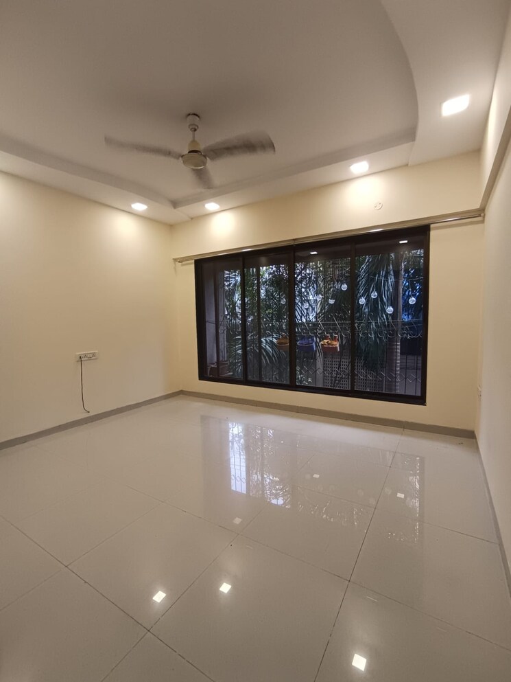 undefined, kandivali west 1 Bedroom 600 Sq.Ft. Apartment In Kandivali West Mumbai 9340753