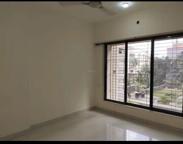 Room in 2 BHK Apartment at Yash Ina Apartments, Goregaon West – for Rent