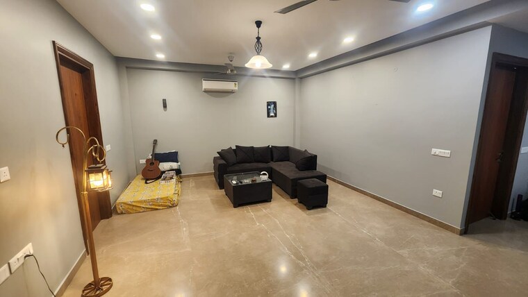 Living Room, sector 47 3 Bedroom 2000 Sq.Ft. Builder Floor In Sector 47 Gurgaon 9340776
