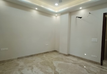 Room in 3 BHK Apartment at IJM Raintree Park Phase I, Kukatpally – for Rent