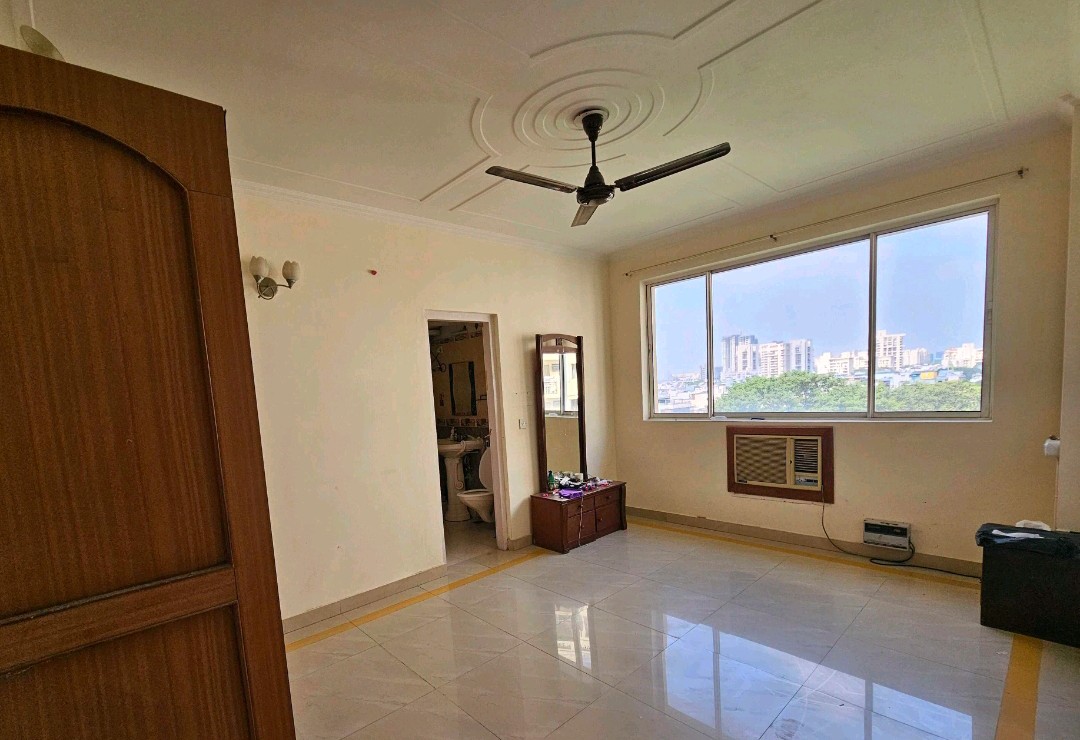 3 BHK 1371 Sq.Ft. Apartment in DLF Ridgewood Estate