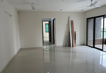 Building Lobby in 3 BHK Apartment at Kumar Prospera Hadapsar, Hadapsar – for Sale