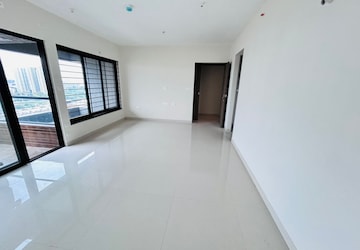 Room in 3 BHK Apartment at Kumar Prospera Hadapsar, Hadapsar – for Sale