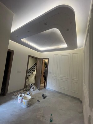 Bathroom in 2 BHK Builder Floor at Nirman Vihar – for Rent