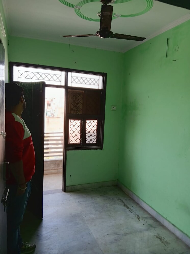 Room, nirman vihar 2 Bedroom 790 Sq.Ft. Builder Floor In Nirman Vihar Delhi 9341004