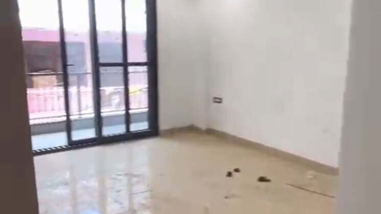 Room, south extension i 3 Bedroom 210 Sq.Yd. Builder Floor In South Extension I Delhi 9341008