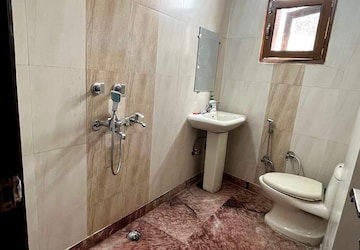 Bathroom in 2 BHK Builder Floor at Nirman Vihar – for Rent