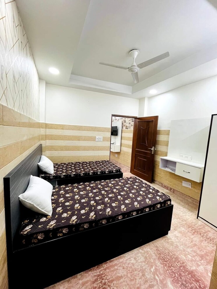 Bedroom, nirman vihar 2 Bedroom 902 Sq.Ft. Builder Floor In Nirman Vihar Delhi 9341016