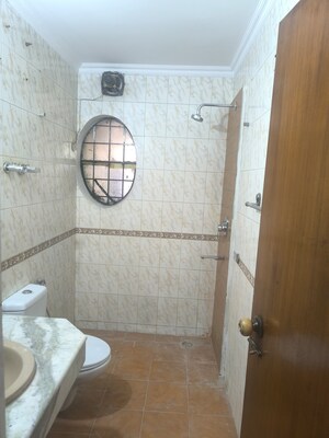 Bathroom in 3.5 BHK Apartment at ATS Green III, Sector 50 – for Rent