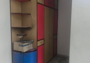 Building Lobby in 3.5 BHK Apartment at ATS Green III, Sector 50 – for Rent