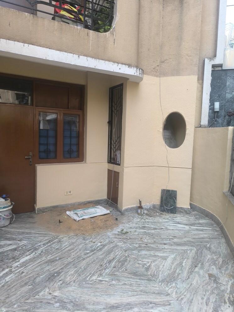 Room, ats-green-iii 3.5 Bedroom 2700 Sq.Ft. Apartment In Sector 50 Noida 9341033