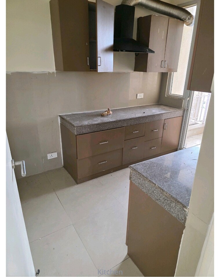 Kitchen, emaar-palm-hills 3 Bedroom 1575 Sq.Ft. Apartment In Sector 77 Gurgaon 9341018