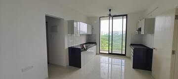 Room in 2 BHK Apartment at Vascon Citron Phase 2, Wagholi – for Rent