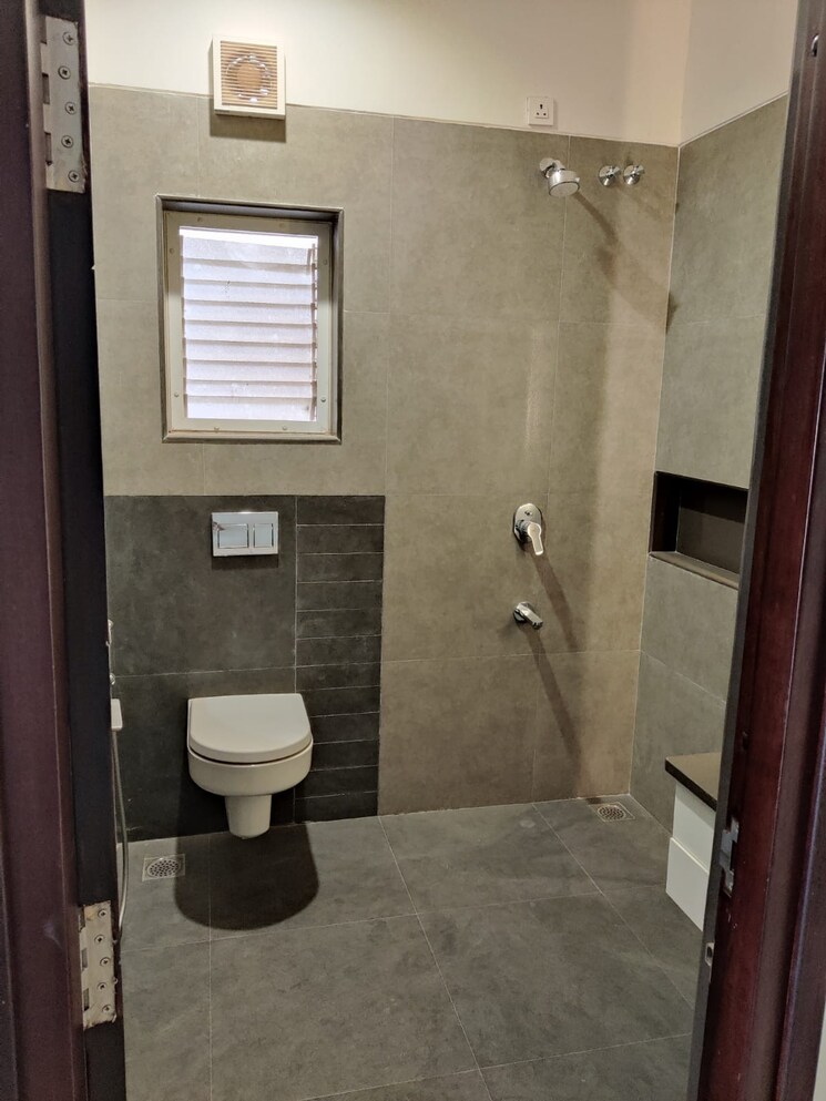 Bathroom, elemental-village 4 Bedroom 2300 Sq.Ft. Villa In Peeranchuruvu Hyderabad 9341059