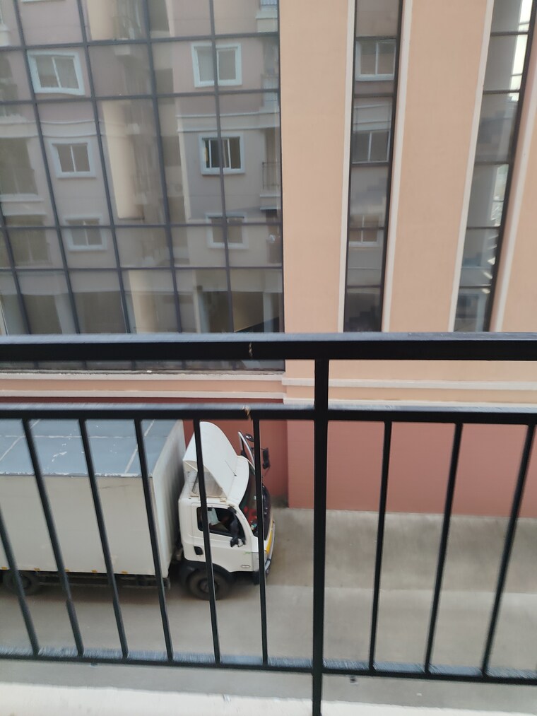 Balcony, miyapur 2.5 Bedroom 1039 Sq.Ft. Apartment In Miyapur Hyderabad 9341070