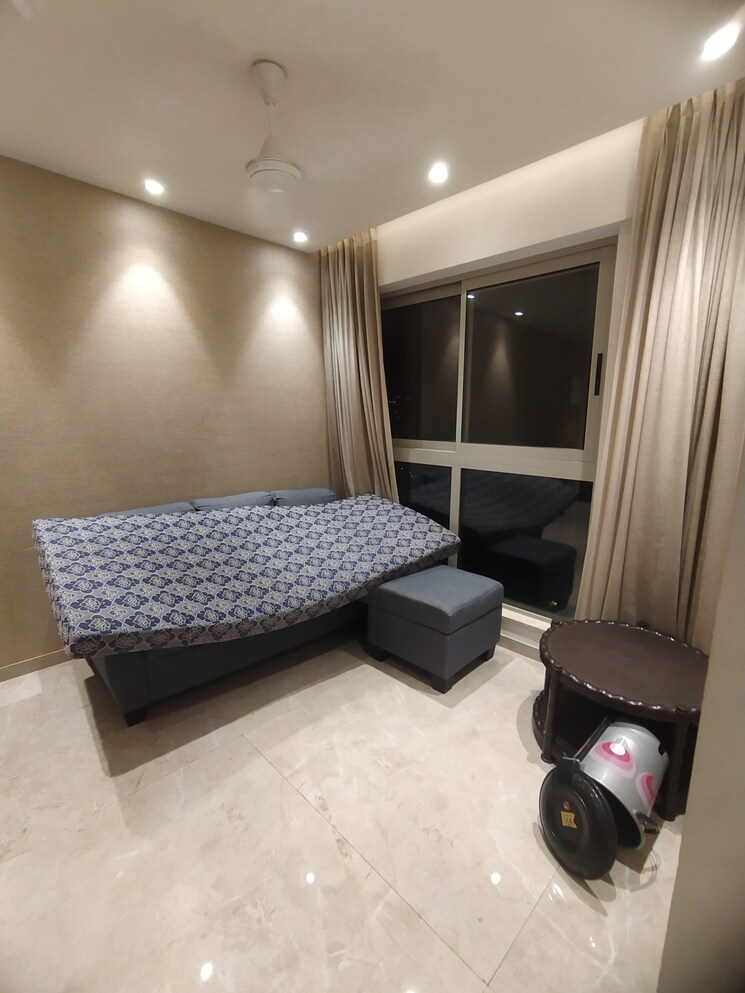  Parking, hiranandani-regent-hill 1 Bedroom 379 Sq.Ft. Apartment In Powai Mumbai 9341068