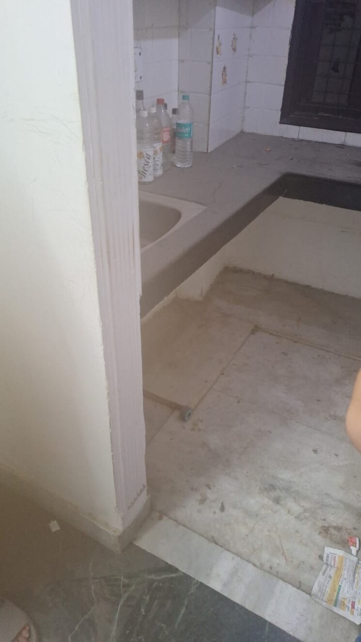 Balcony, nirman vihar 2 Bedroom 741 Sq.Ft. Builder Floor In Nirman Vihar Delhi 9341089